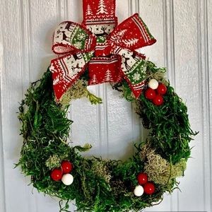 🌹SOLD🌹Pretty Christmas Holiday Mossy Mini Wreath Red Green Ivory Rustic Bow